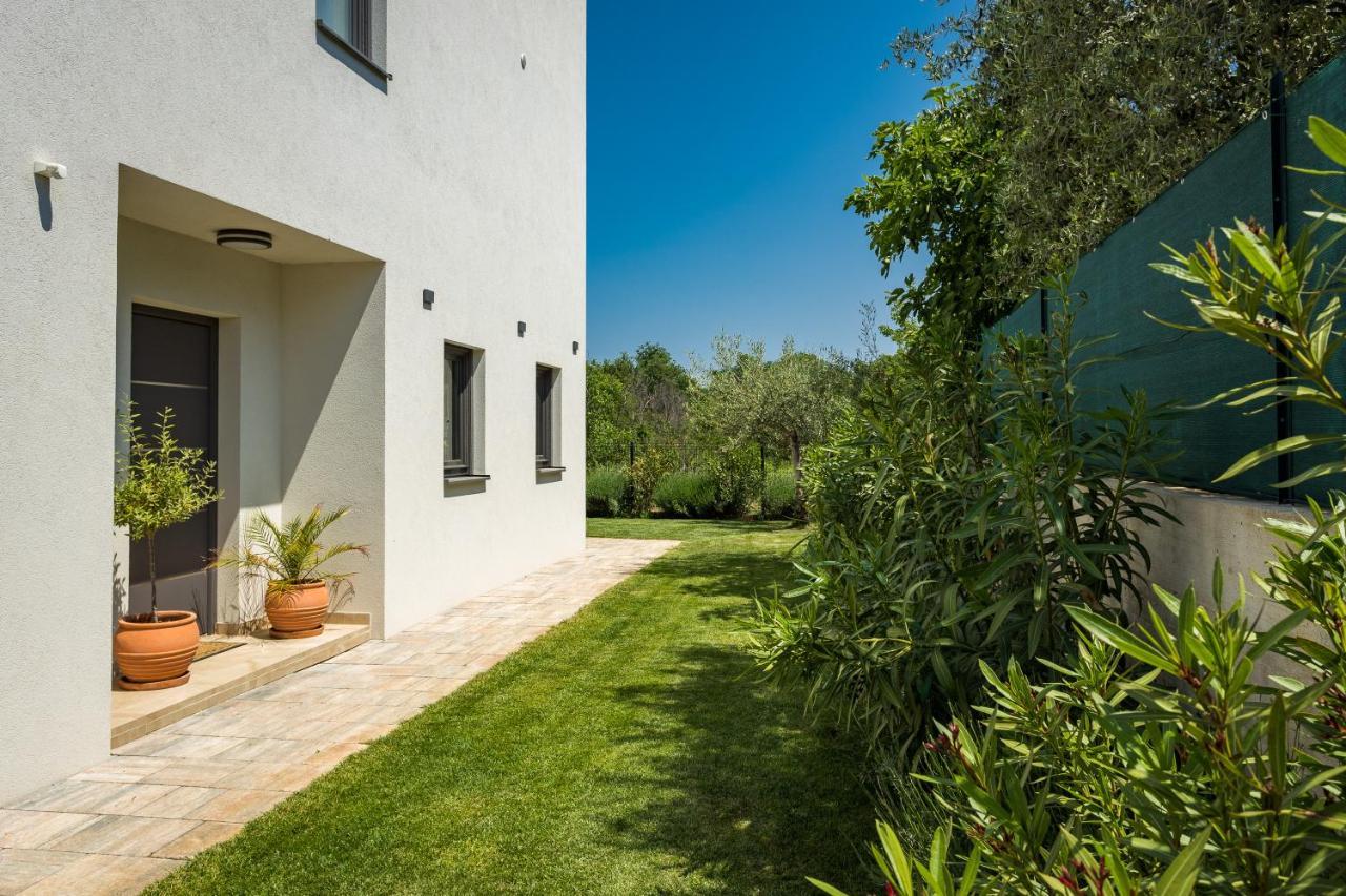 Villa Leonardo Vrznaveri Экстерьер фото